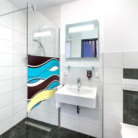 Ibis Styles - Neheim 아른스베르크