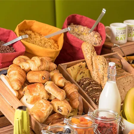 Ibis Styles - Neheim מלון ארנסברג