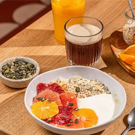 Ibis Styles - Neheim מלון