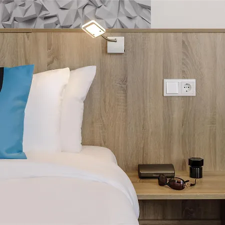 Ξενοδοχείο Ibis Styles - Neheim 3*