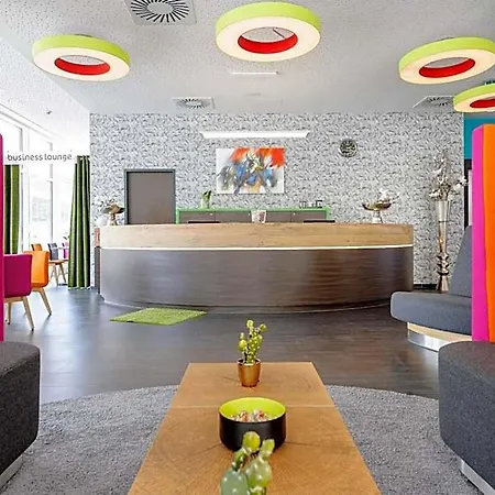 Ibis Styles - Neheim Hotell 3*
