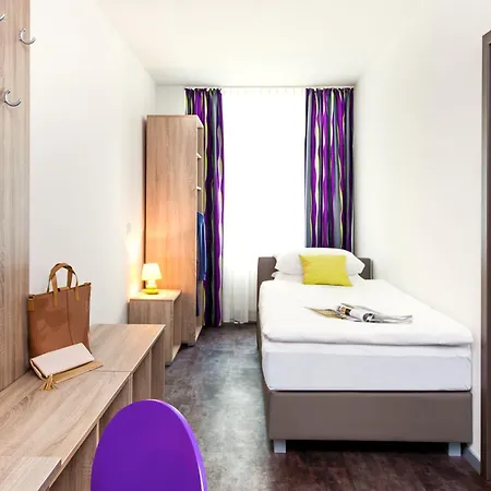 Ibis Styles - Neheim 3*