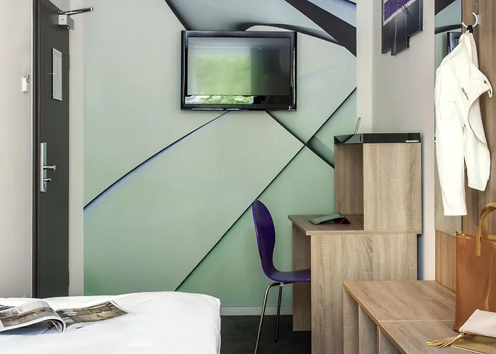 Ibis Styles - Neheim 3*