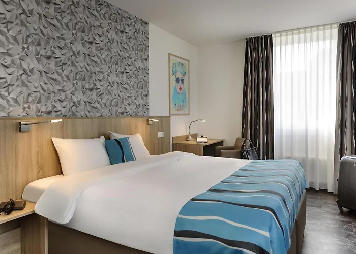 Ibis Styles - Neheim 아른스베르크